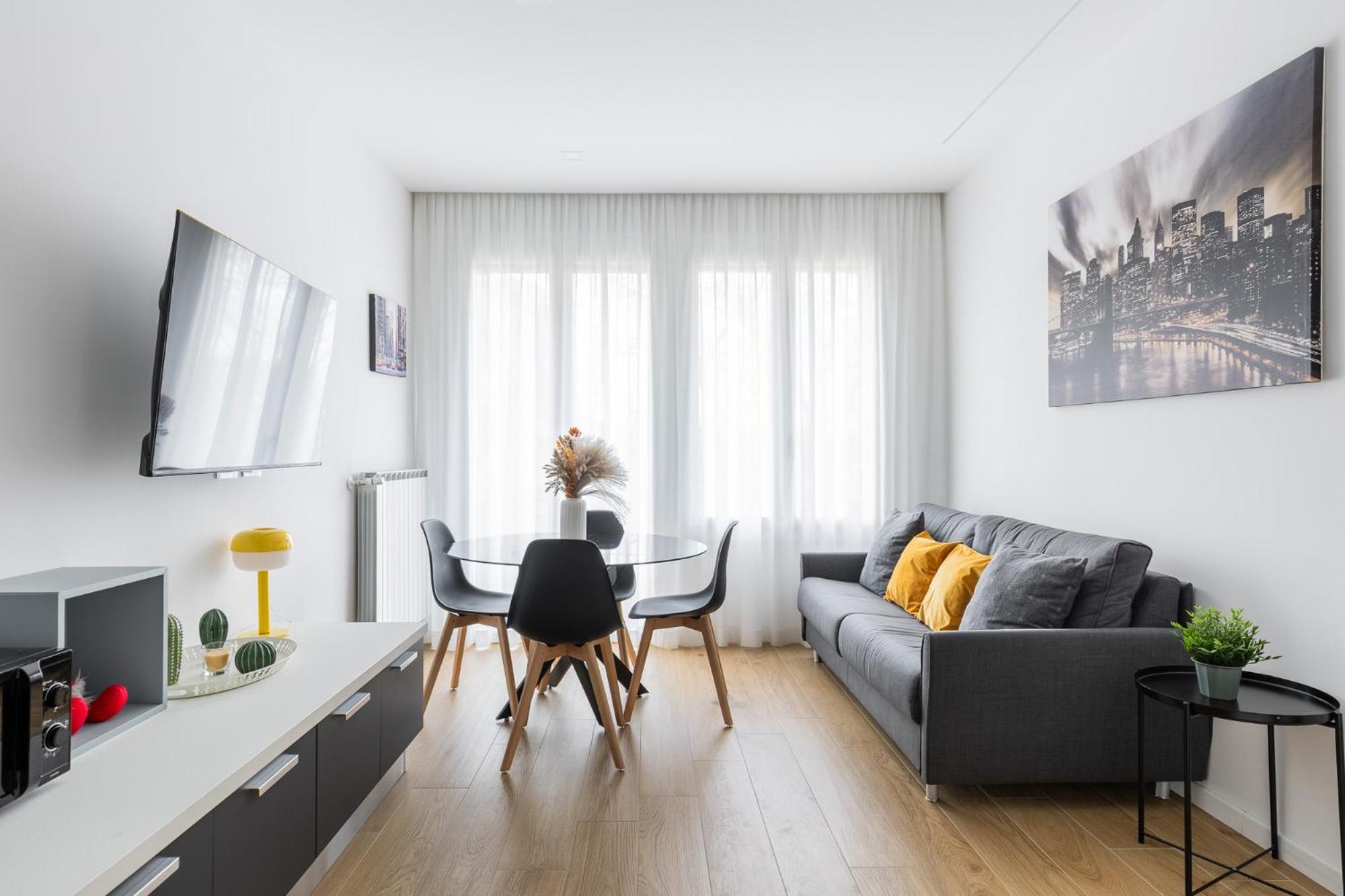 Apartment Silver Azzo Gardino N 9 Interno 4-3