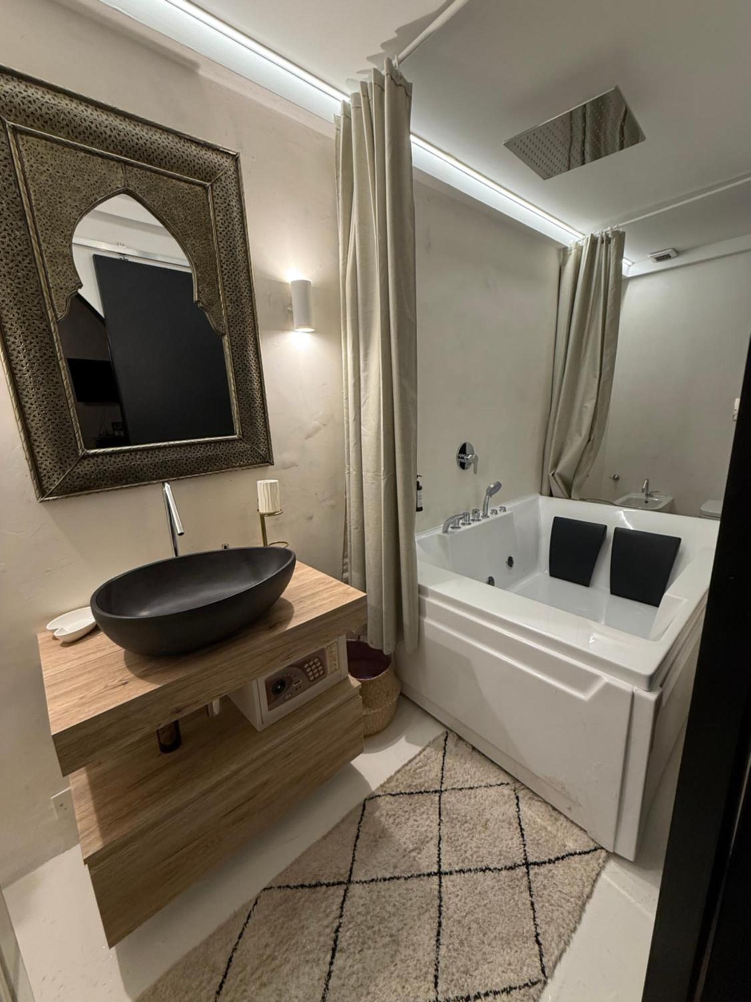 Bed and breakfast Les De Amelie Bolonia