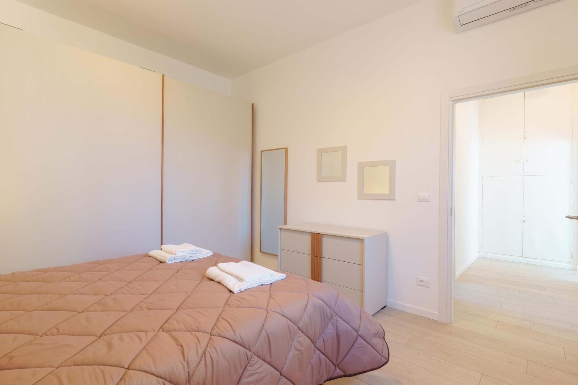 Cignani Loft - Station, Fair, Center Appartamento *