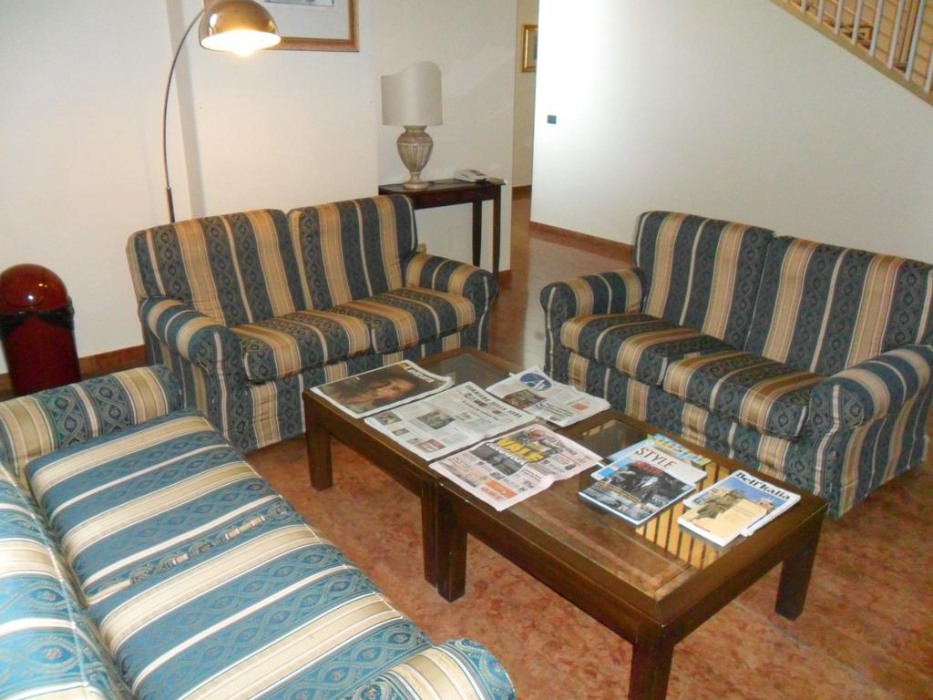 Hotel Ospitalità San Tommaso D'aquino Bologna