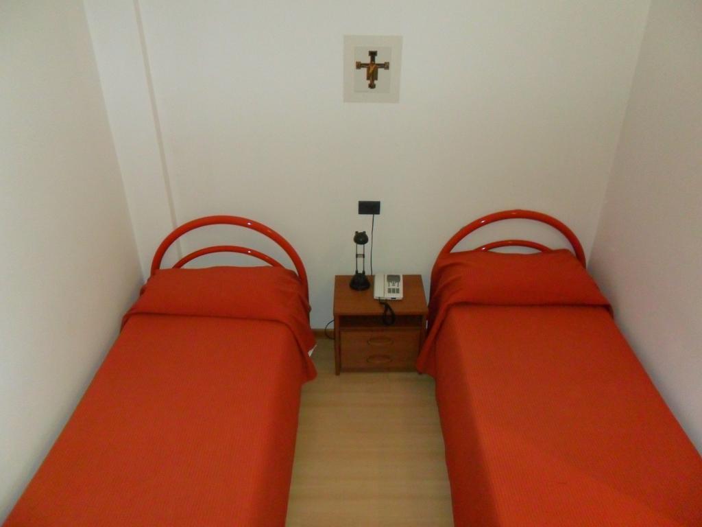 Hotel Ospitalità San Tommaso D'aquino 3*