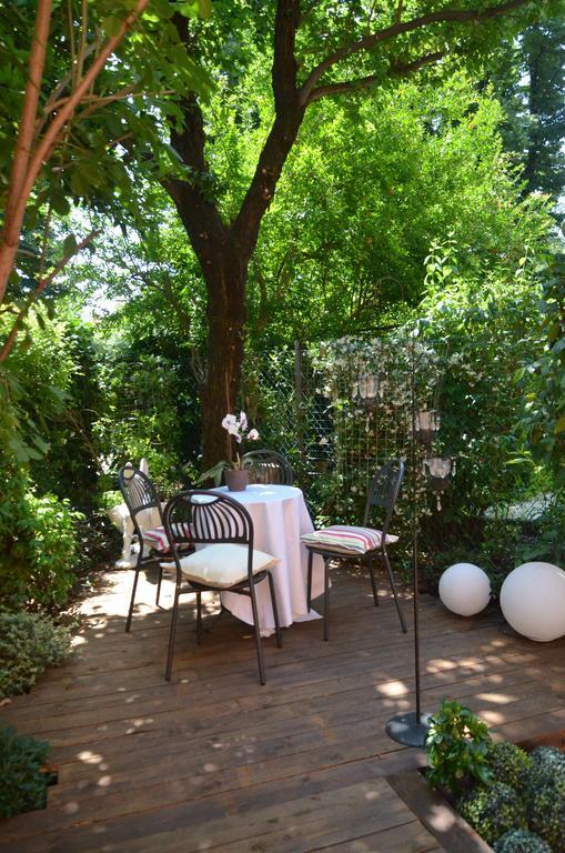 Couette-café Amobo 2*