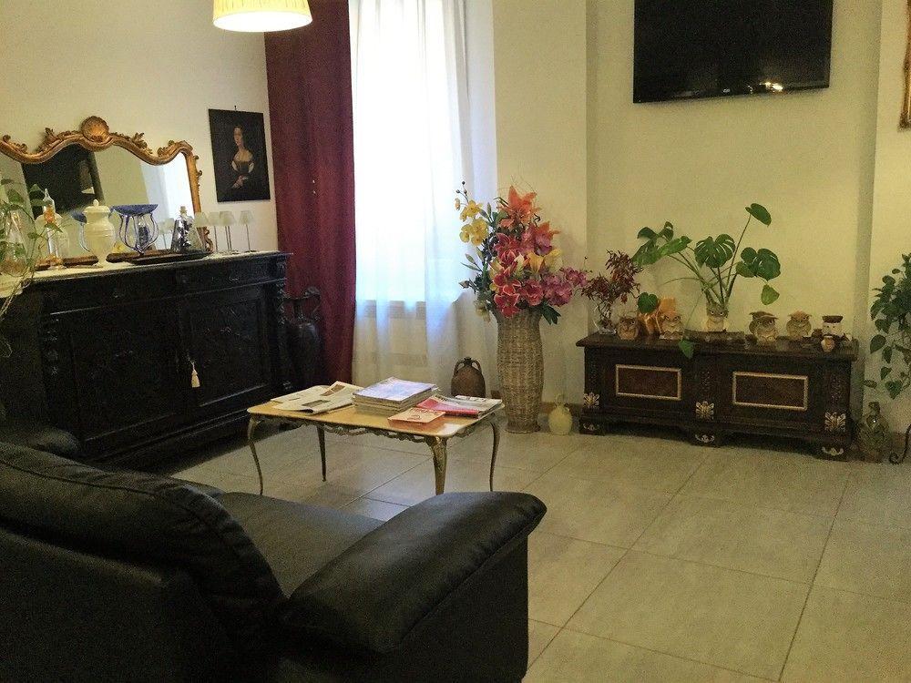Buon Centro - - Self Check-in 3* Bologna