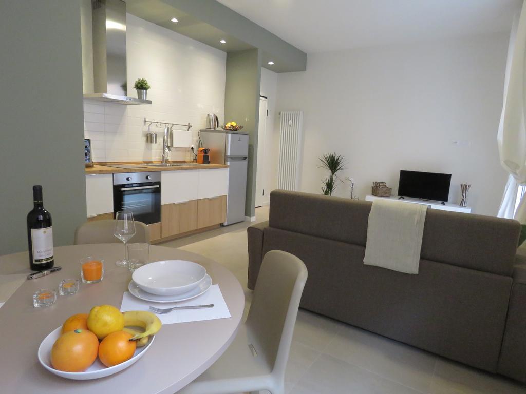 8 Colonne Apartamento