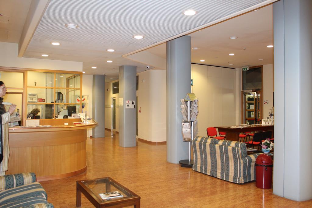 Ospitalità San Tommaso D'aquino Hotel