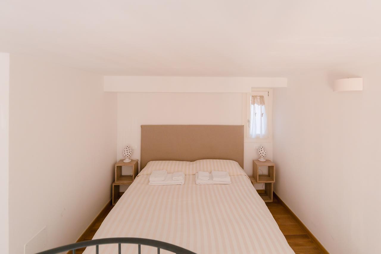 Grande, Moderno In Edificio Storico Bolonha