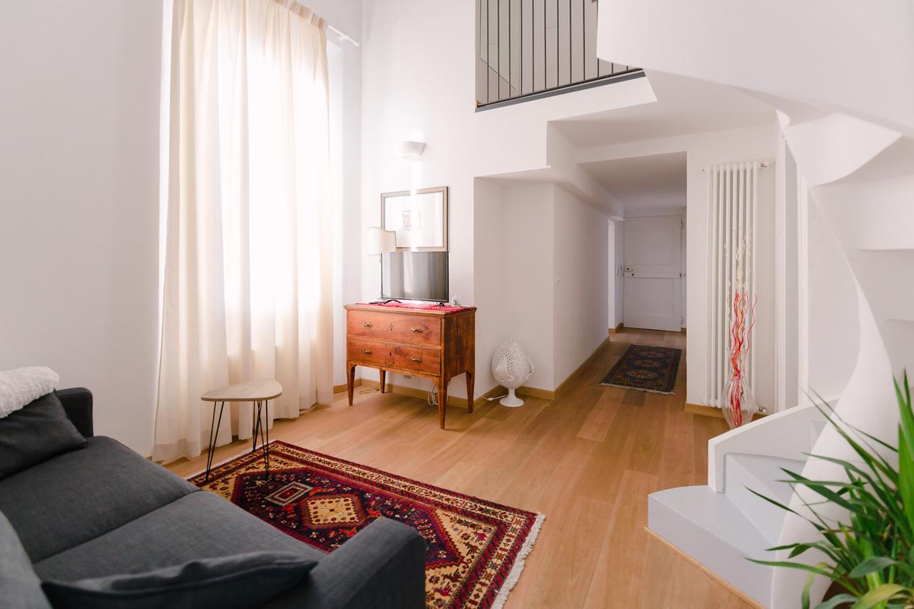 Grande, Moderno In Edificio Storico Apartamento *