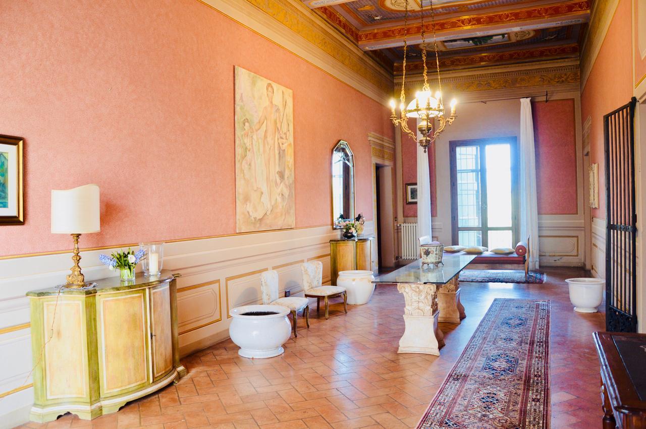 Griffoni Historic Bed & Breakfast