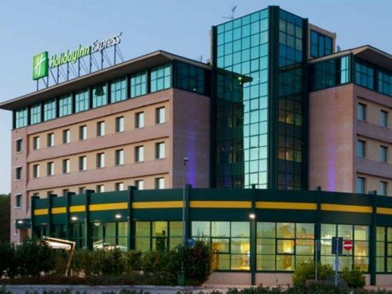 Hotel - Fiera By Ihg Bologna