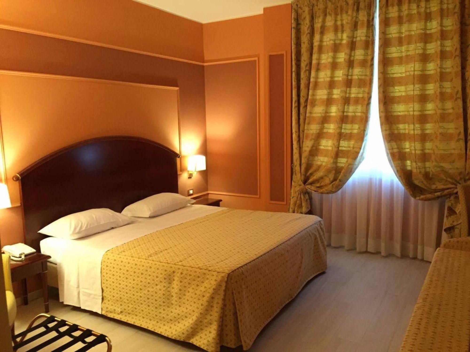 Savoia Regency 4*