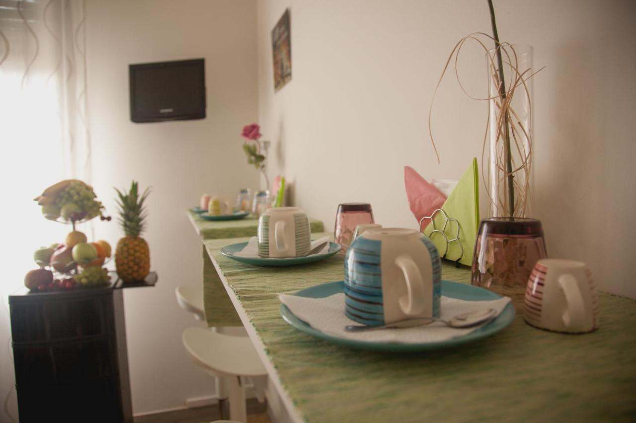 Central Avenue Bed & Breakfast *