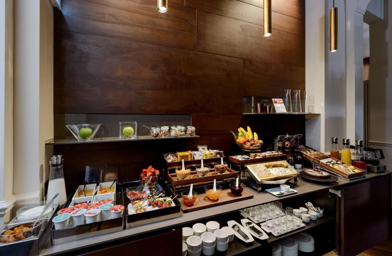 Hotel Metropolitan 4*
