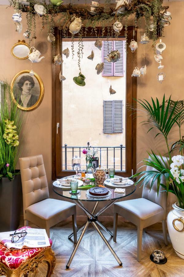 051 & Breakfast Couette-café 5*