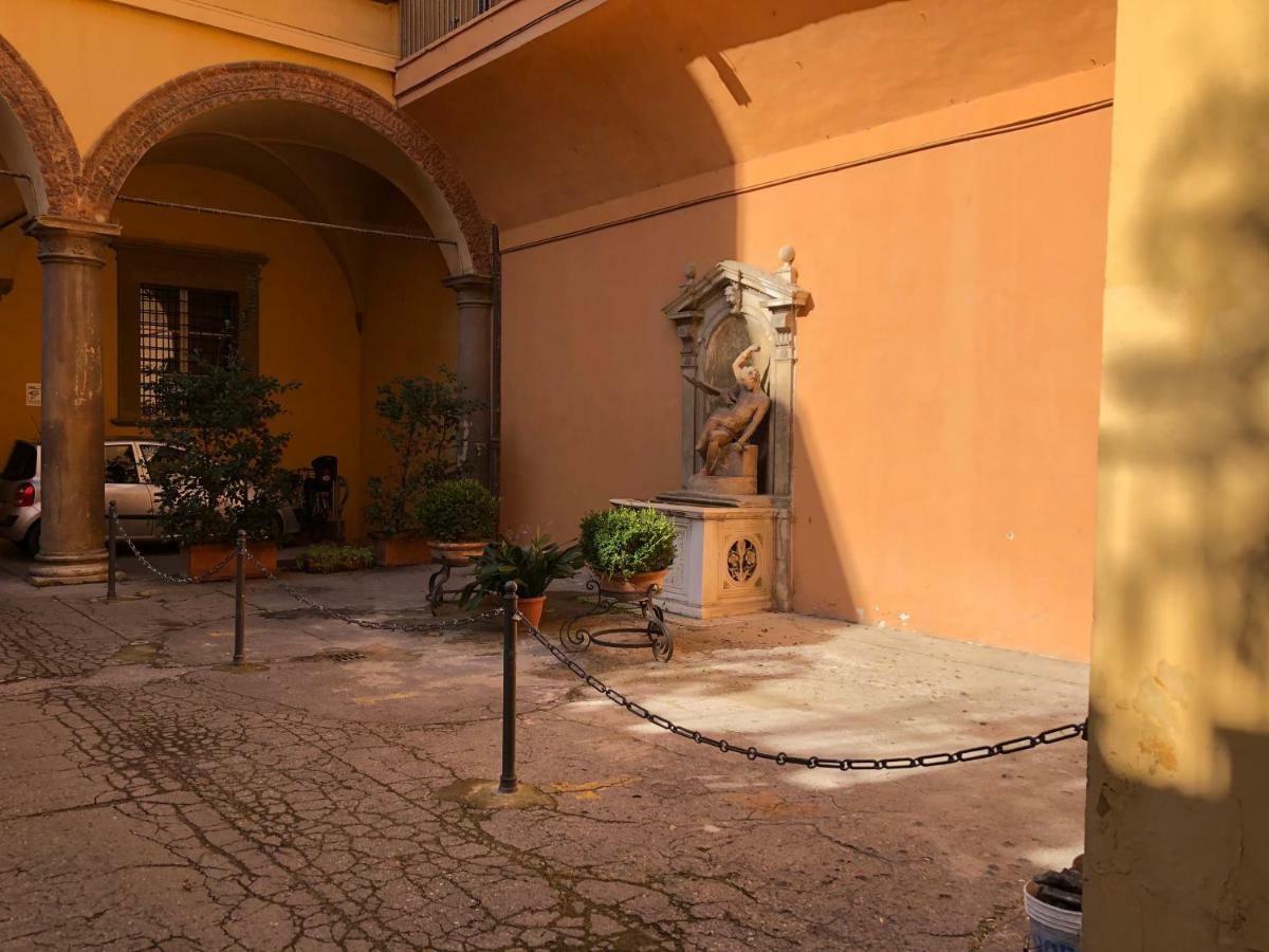 Apartamento Andrea Luxury Strada Maggiore Studio 1 *