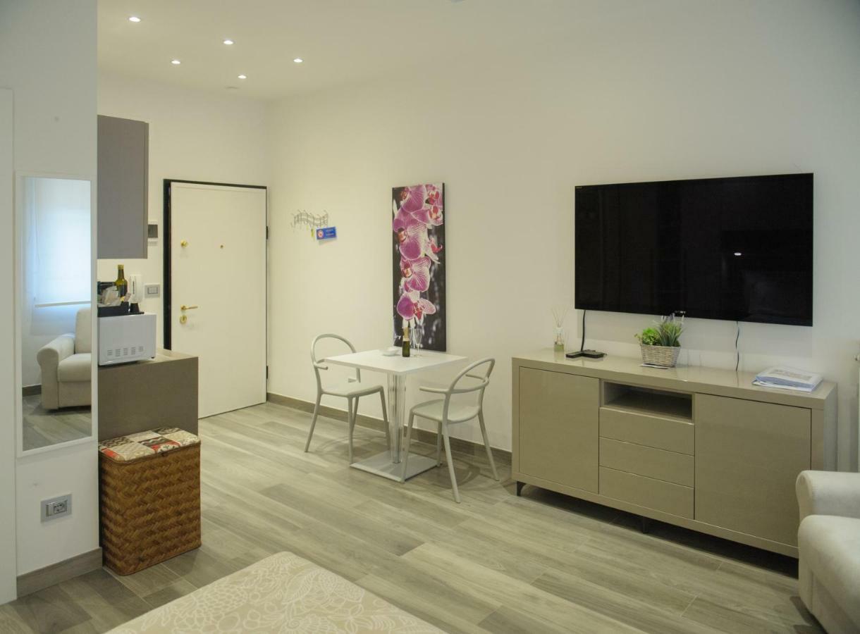 Apartamento Andrea Luxury Strada Maggiore Studio 1 Bolonha