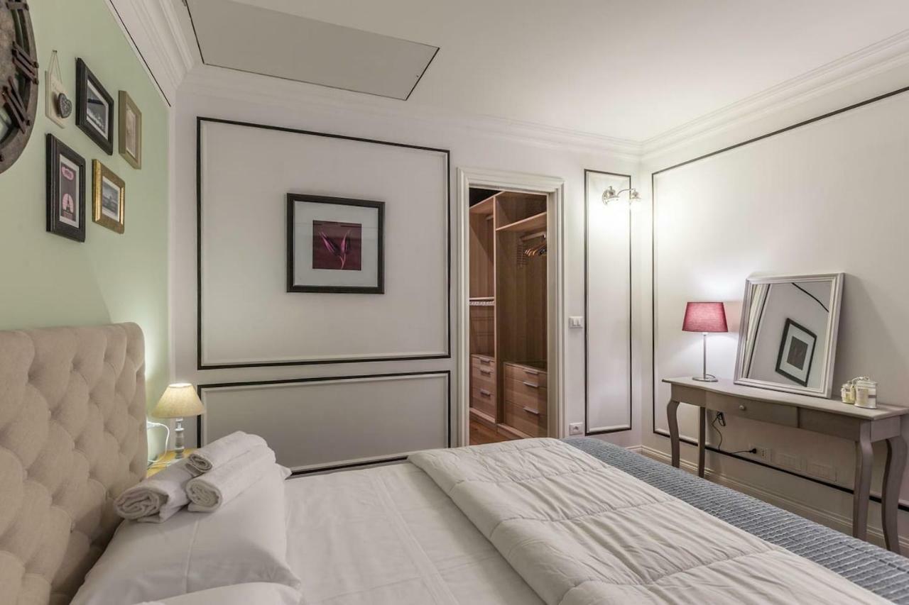 Delightful Carbonesi || The Place Bo Appartement