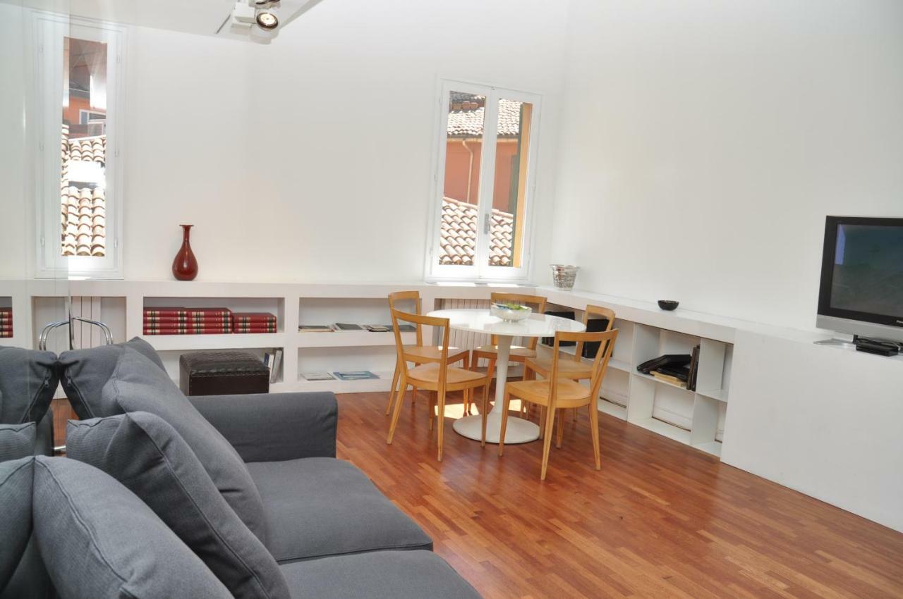 Apartment Collegio Di Spagna *